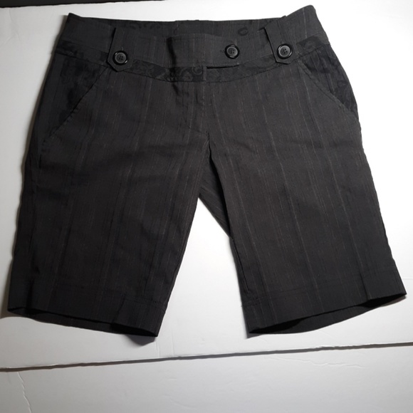 Kik Girl Shorts Charcoal Gray Size 1 - Picture 1 of 4